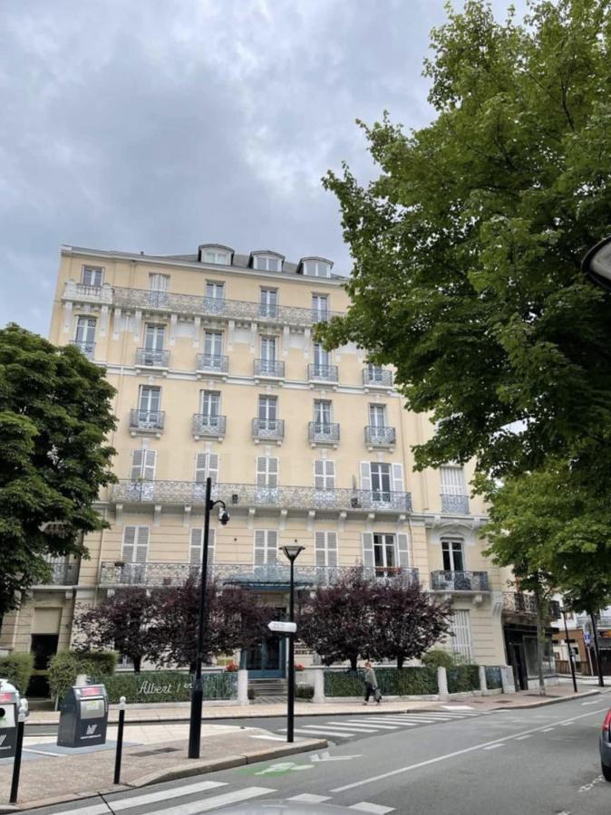 Le 5E - Appartement Design Dans Un Ancien Palace Vichy Exterior photo